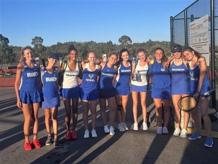 The+girls+varsity+tennis+team+after+its+7-0+victory+against+Novato+on+Aug.+30%2C+2022.+Branson+has+had+a+strong+start+to+its+girls+tennis+season.