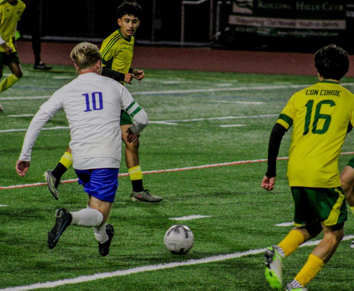 Boys varsity soccer plays against San Marin. The team made it to MCAL playoffs for the first time since the 2013–2014 season.